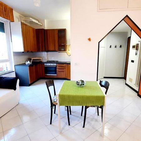 Apartamento Eclettico Rho Exterior foto